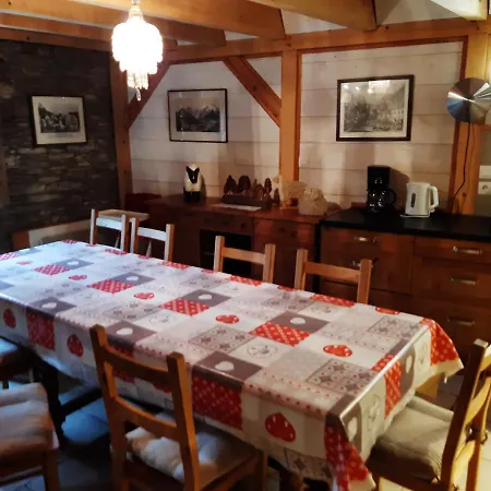 Les Granges De La Fontaine *