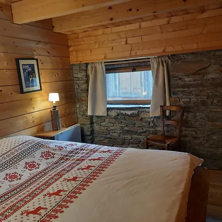 Les Granges De La Fontaine * Antignac