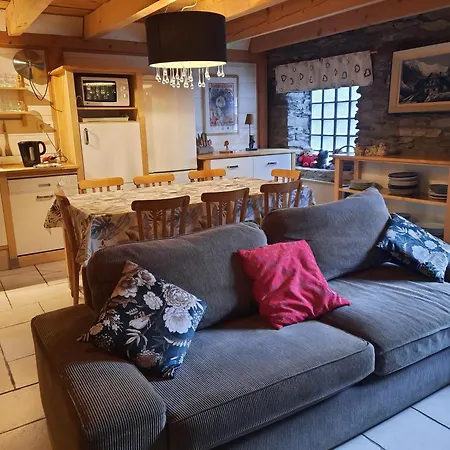 Les Granges De La Fontaine *