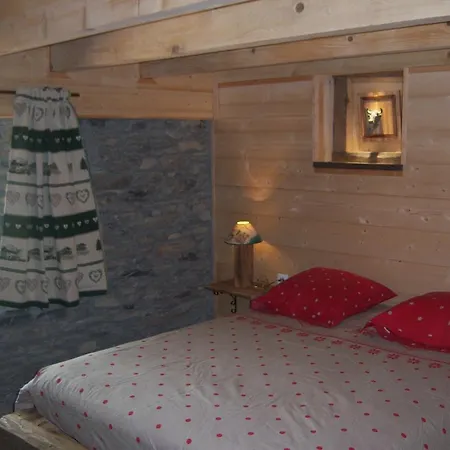 Les Granges De La Fontaine