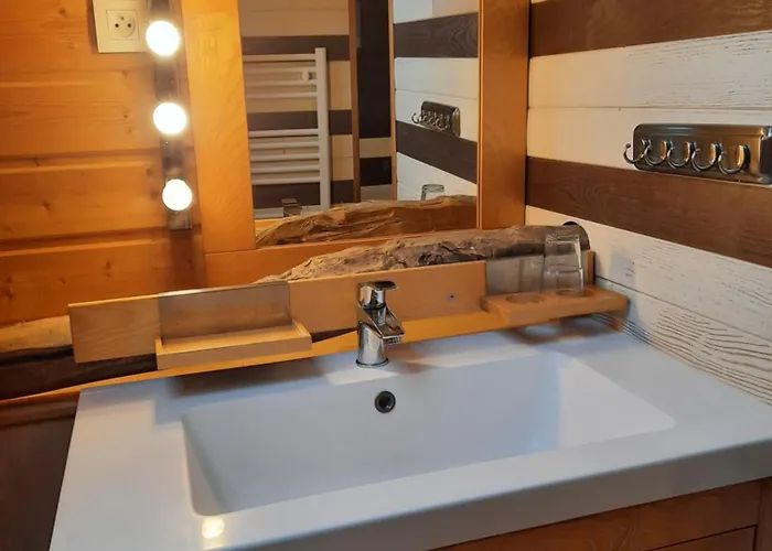 Les Granges De La Fontaine