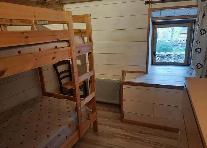 Les Granges De La Fontaine